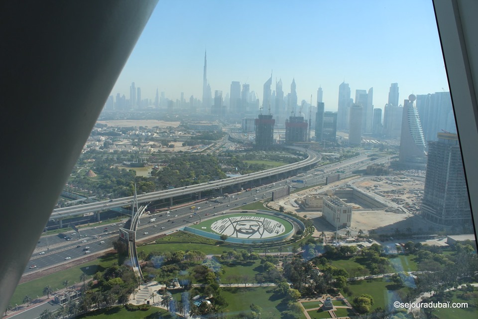 Dubaï Frame : Au sommet du plus haut cadre du monde