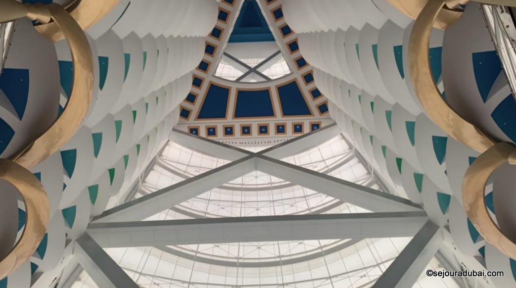 Inside burj al arab 31
